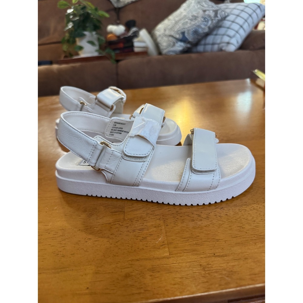 NWT Steve Madden Mona Bone Leather Platform Sandals White Strappy Size 5.5